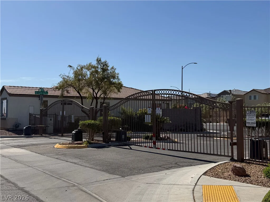 6254 Majestic Hills, Las Vegas, NV 89141
