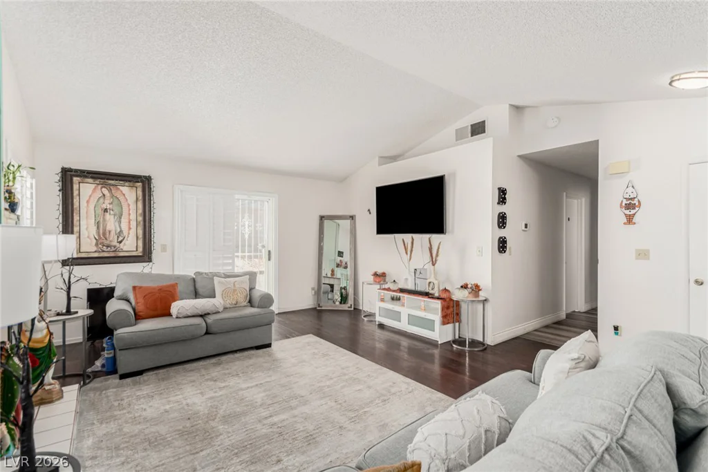 2236 Welsey Manor, Las Vegas, NV 89156