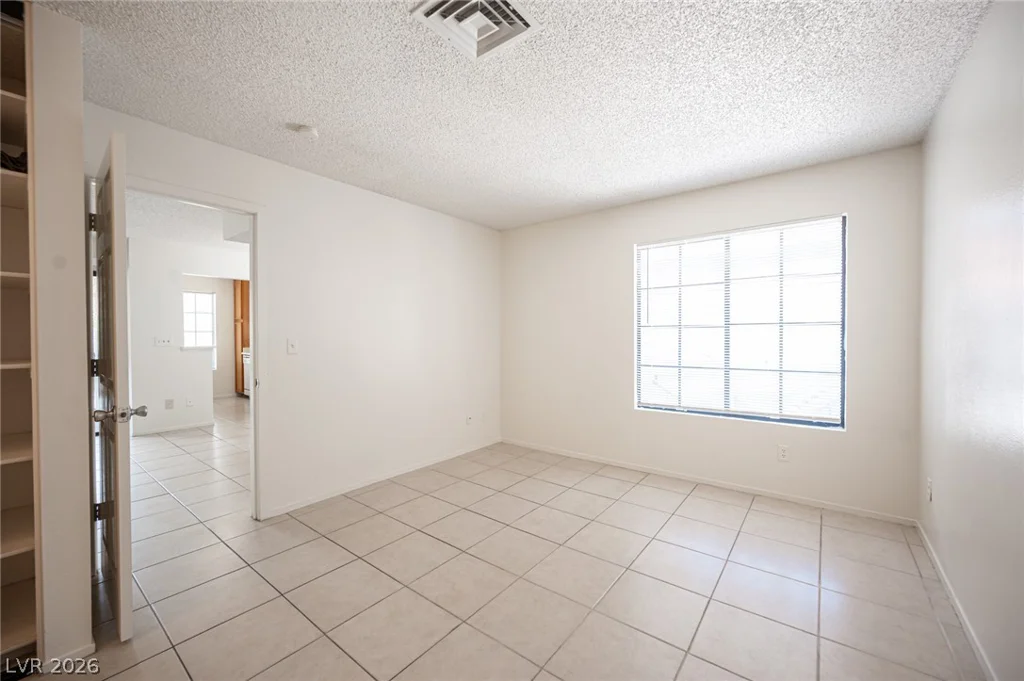 4729 Nara Vista, Las Vegas, NV 89103