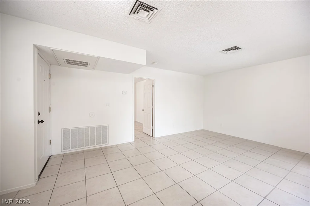 4729 Nara Vista, Las Vegas, NV 89103