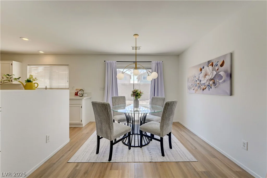 7737 Prosperity River, Las Vegas, NV 89129