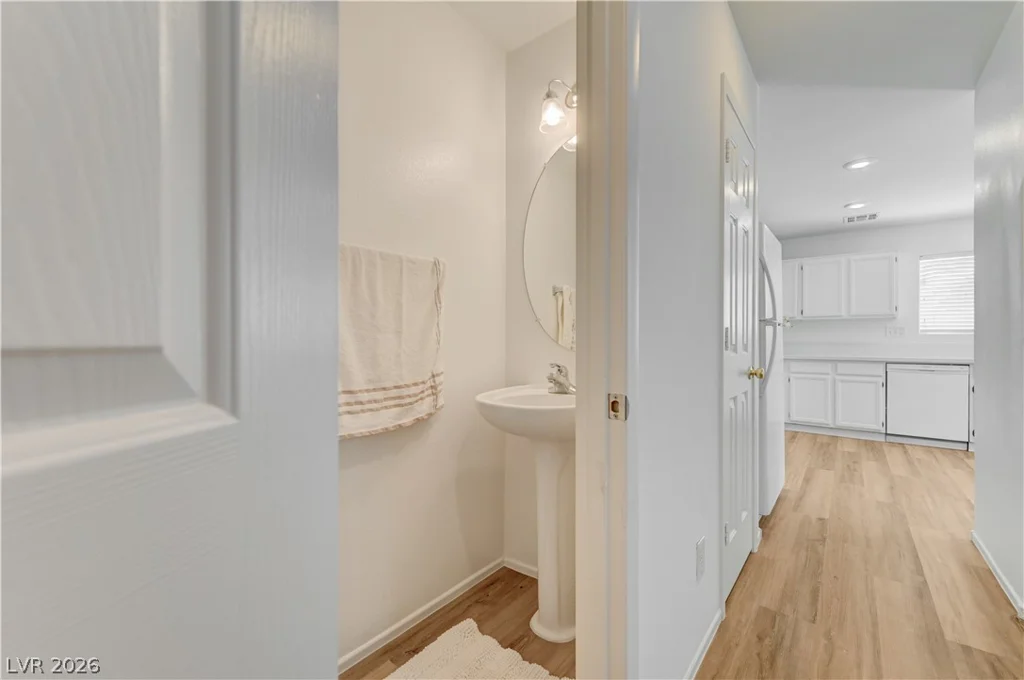 7737 Prosperity River, Las Vegas, NV 89129