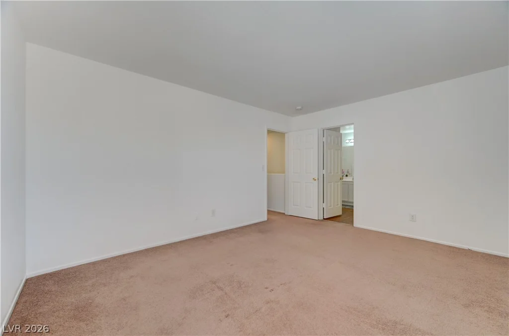 7737 Prosperity River, Las Vegas, NV 89129