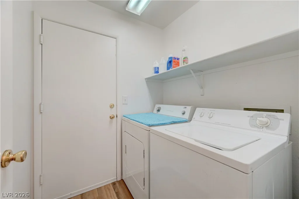 7737 Prosperity River, Las Vegas, NV 89129