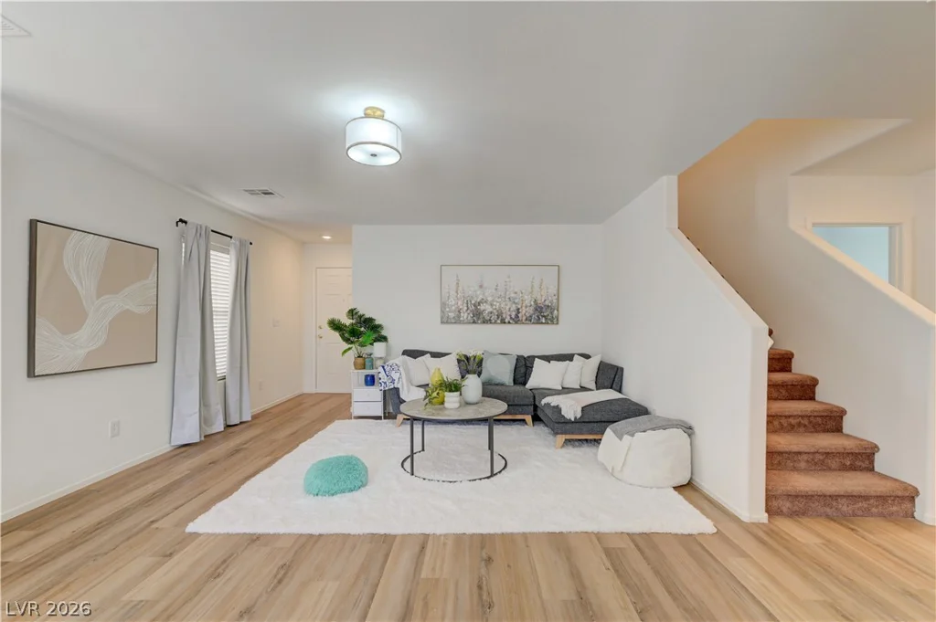 7737 Prosperity River, Las Vegas, NV 89129