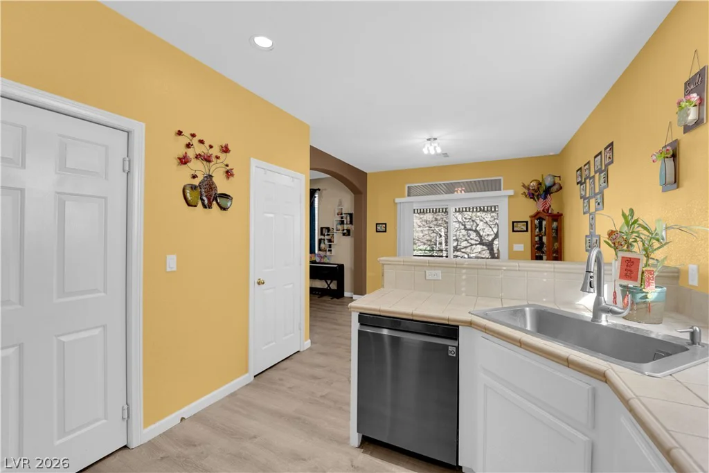 8170 Festuca, Las Vegas, NV 89113