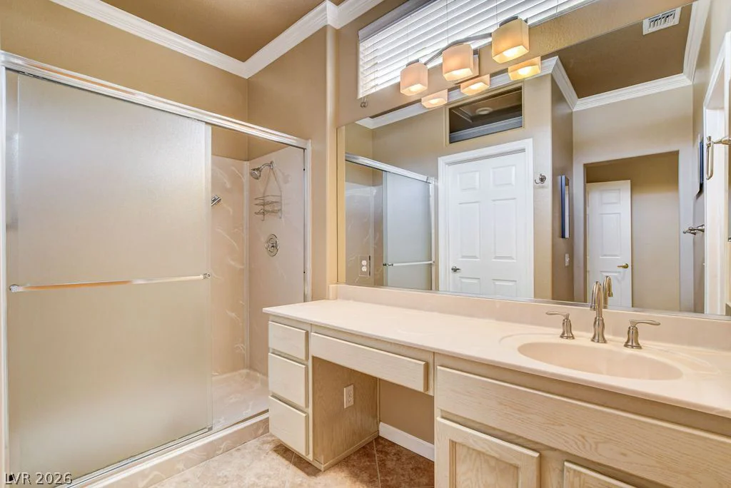 10701 Hunters Woods, Las Vegas, NV 89134