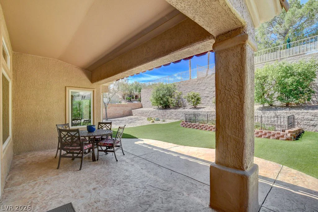 10701 Hunters Woods, Las Vegas, NV 89134