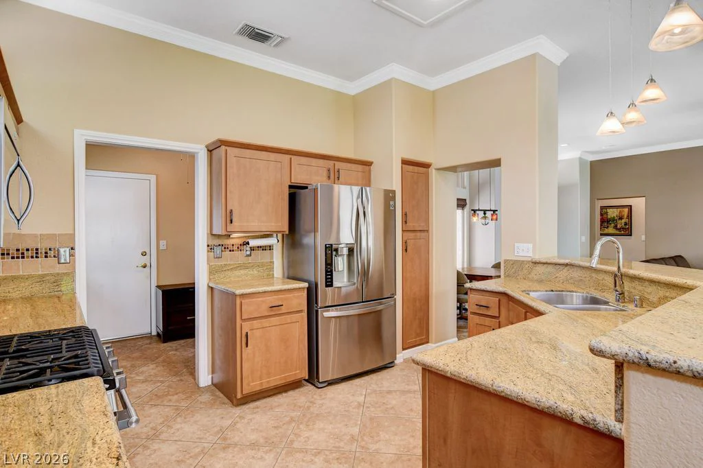 10701 Hunters Woods, Las Vegas, NV 89134