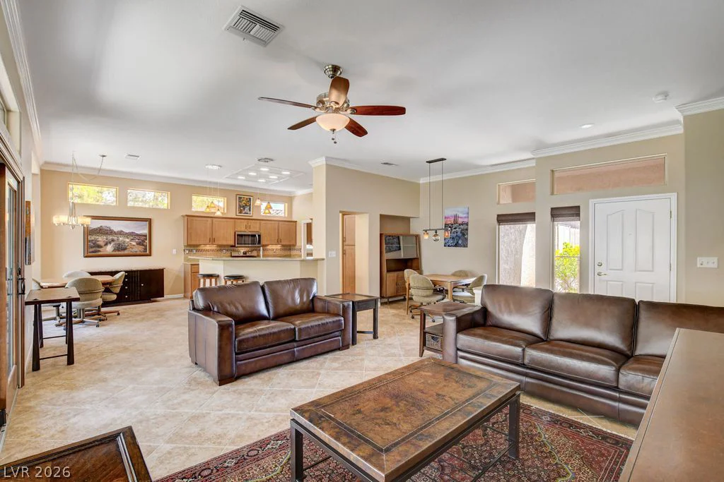 10701 Hunters Woods, Las Vegas, NV 89134