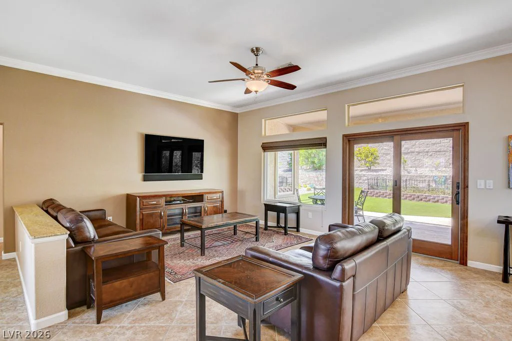 10701 Hunters Woods, Las Vegas, NV 89134