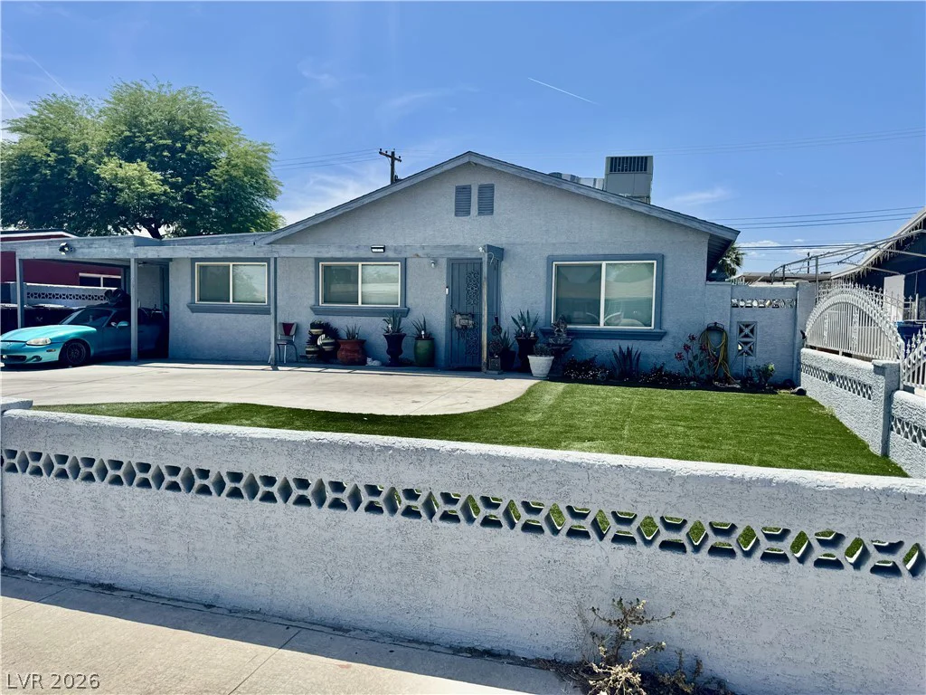 2901 Caney, North Las Vegas, NV 89030