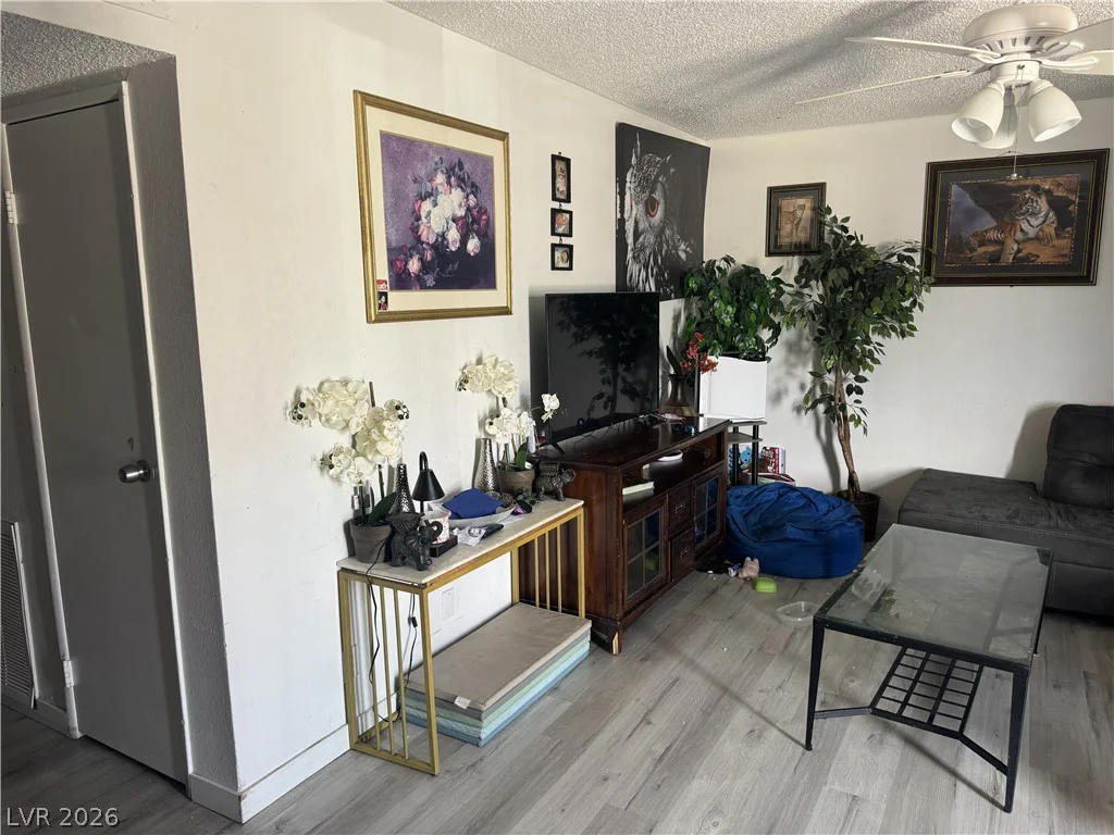 2901 Caney, North Las Vegas, NV 89030