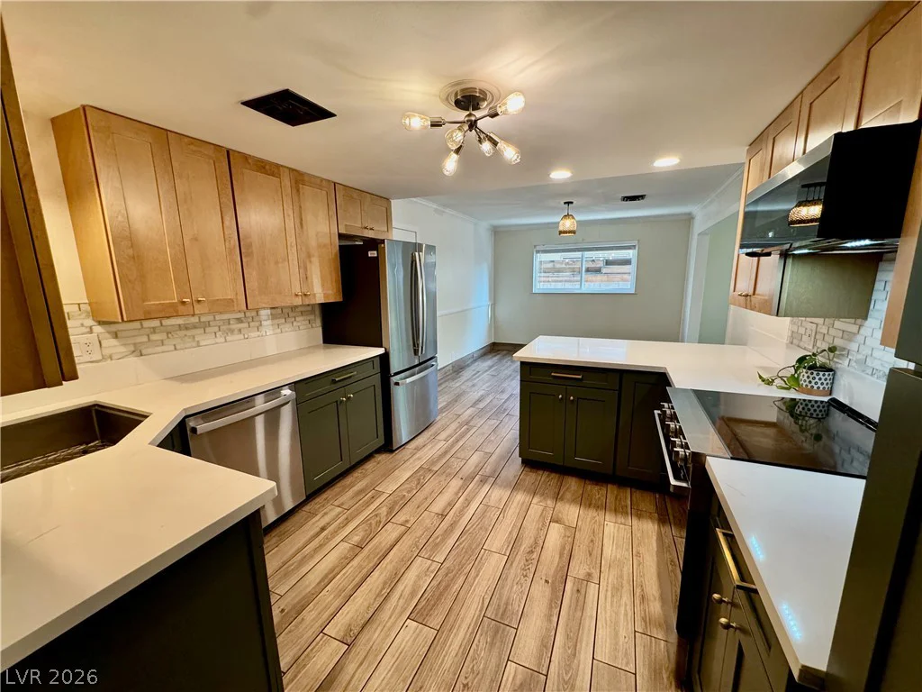 26 Zircon, Las Vegas, NV 89106
