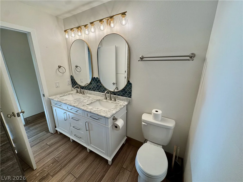 26 Zircon, Las Vegas, NV 89106