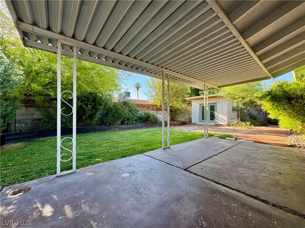26 Zircon, Las Vegas, NV 89106