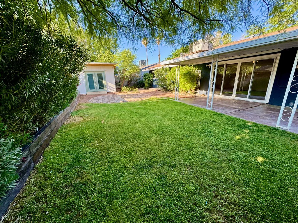 26 Zircon, Las Vegas, NV 89106