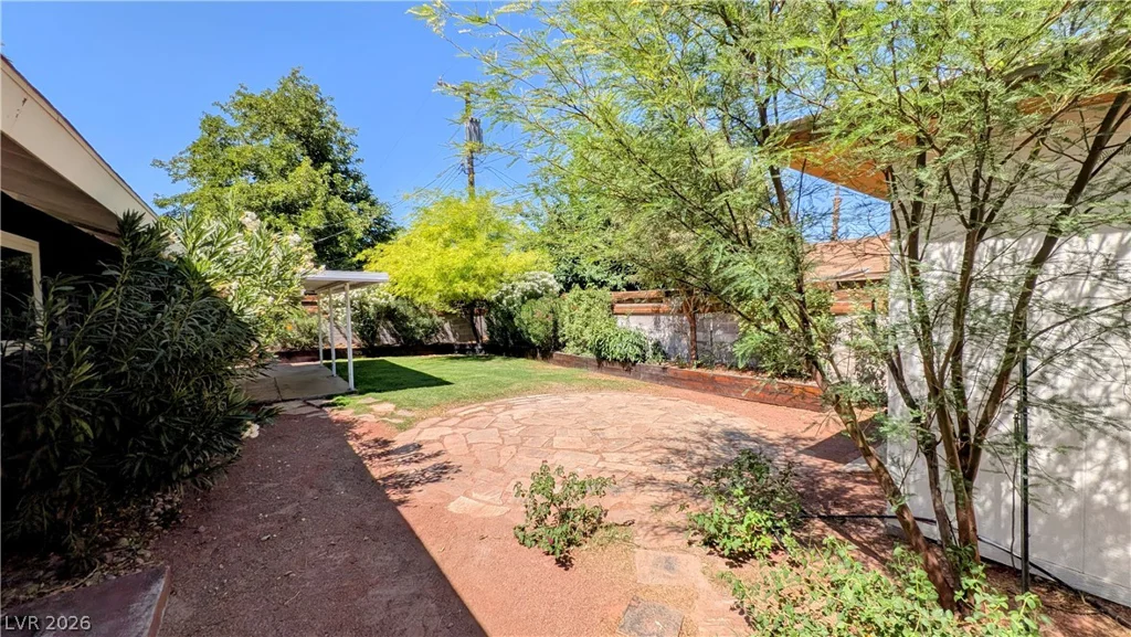 26 Zircon, Las Vegas, NV 89106