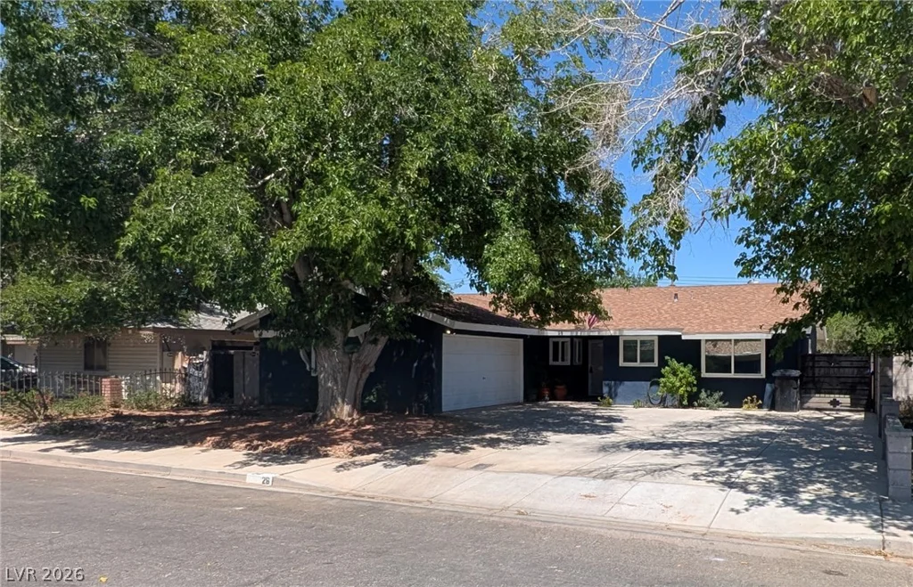 26 Zircon, Las Vegas, NV 89106