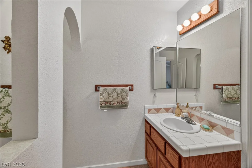 2055 Cholla, Laughlin, NV 89029