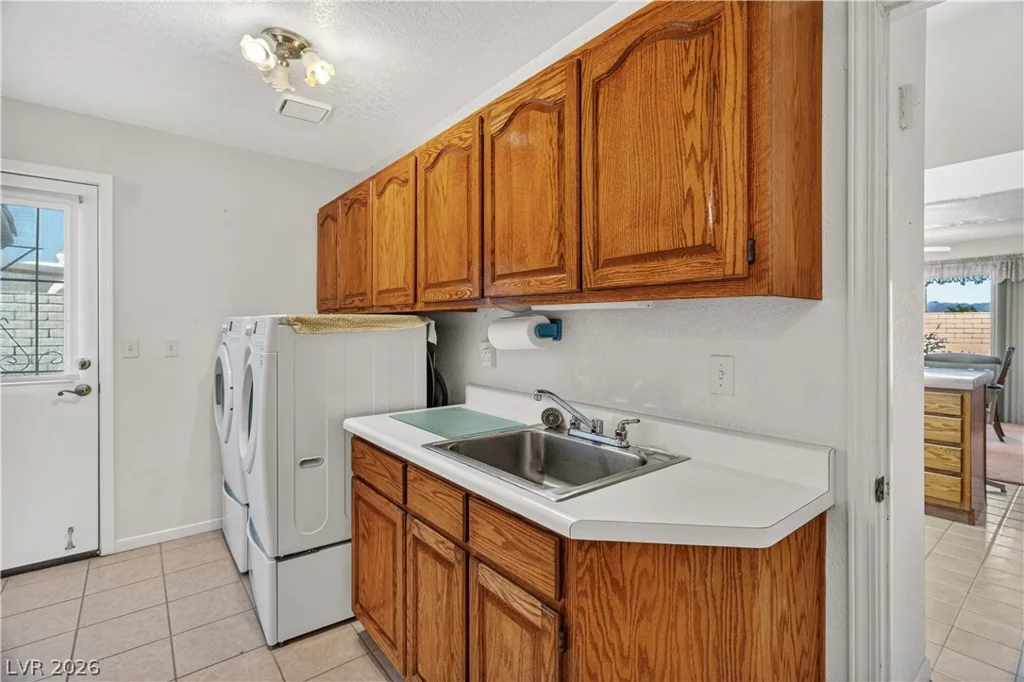 2055 Cholla, Laughlin, NV 89029