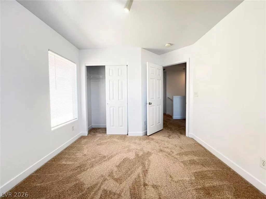 5893 Rainbow Bridge, Las Vegas, NV 89142