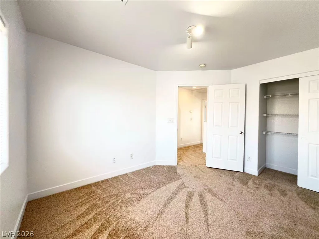 5893 Rainbow Bridge, Las Vegas, NV 89142