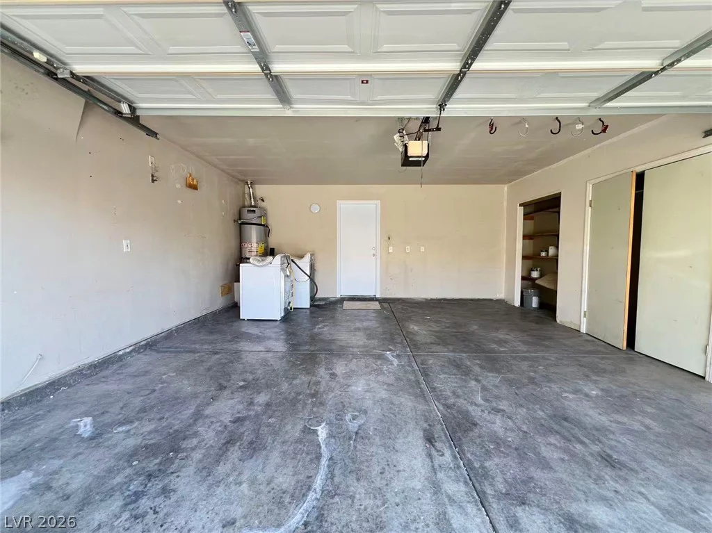 5893 Rainbow Bridge, Las Vegas, NV 89142