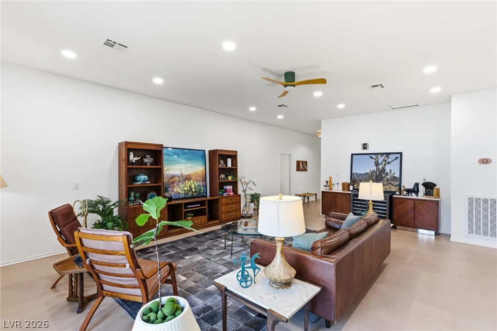 3070 Mann, Las Vegas, NV 89146