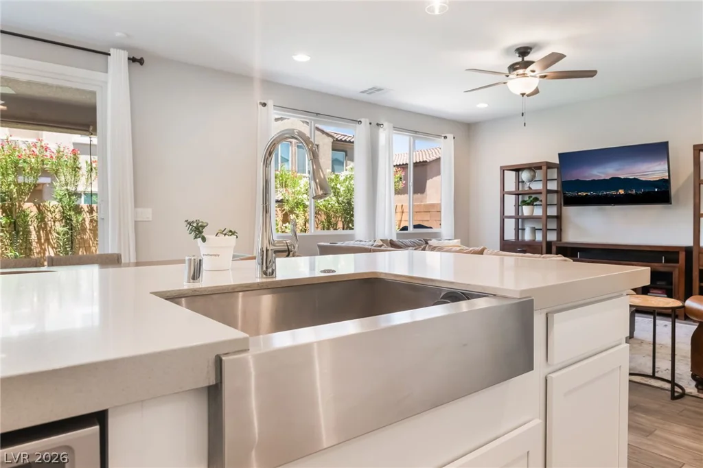 10816 Edgestone, Las Vegas, NV 89166
