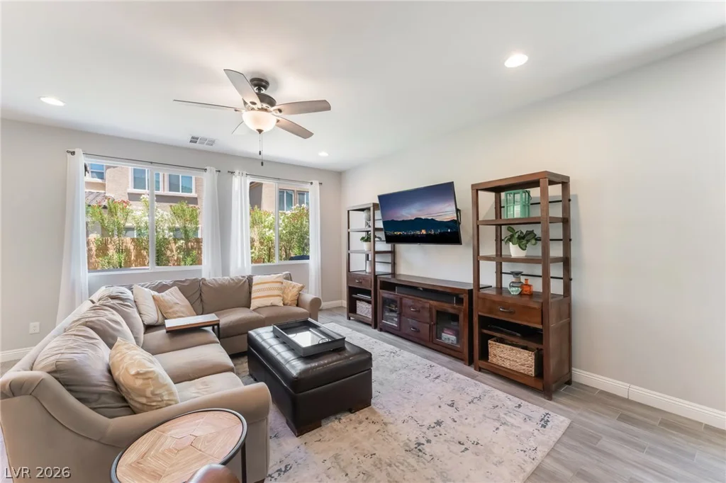 10816 Edgestone, Las Vegas, NV 89166