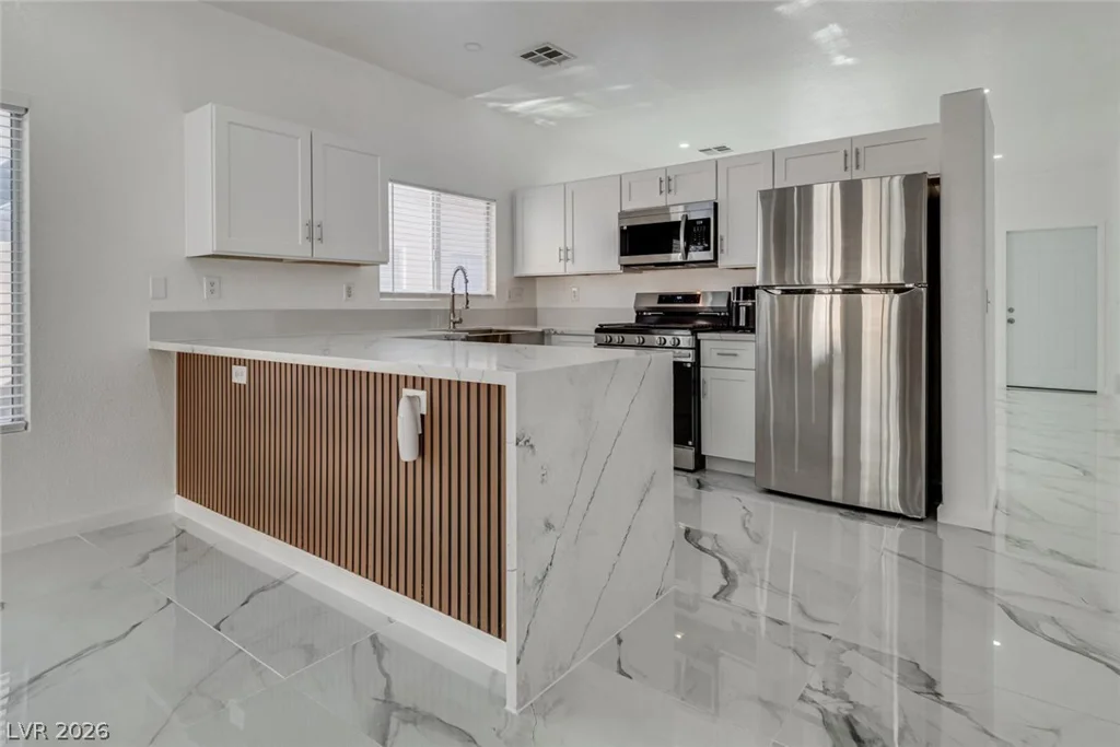 6022 Highland Gardens, North Las Vegas, NV 89031