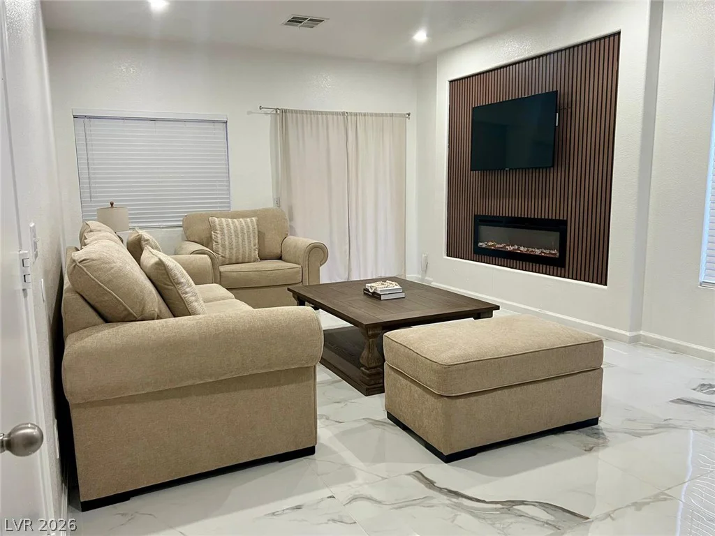 6022 Highland Gardens, North Las Vegas, NV 89031