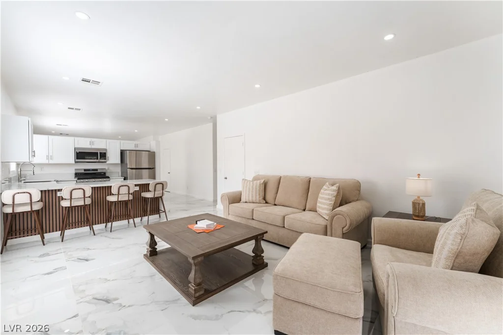 6022 Highland Gardens, North Las Vegas, NV 89031
