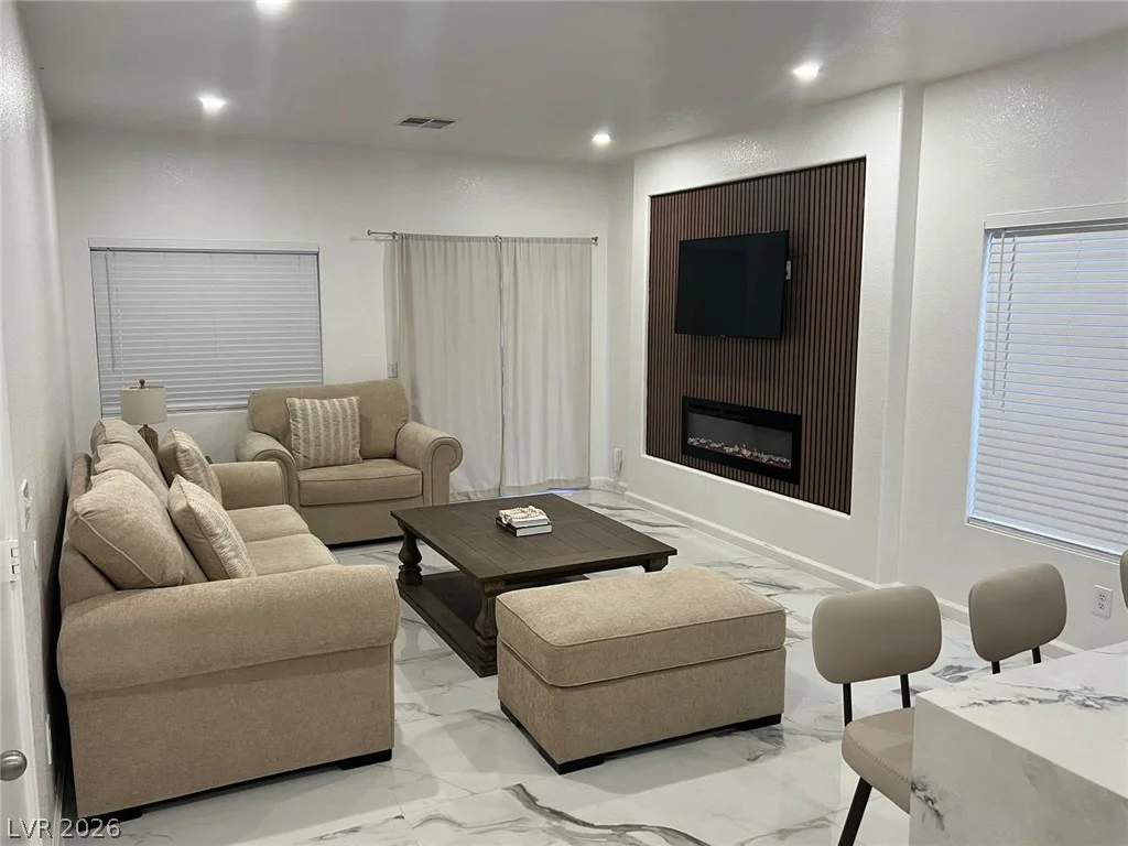6022 Highland Gardens, North Las Vegas, NV 89031