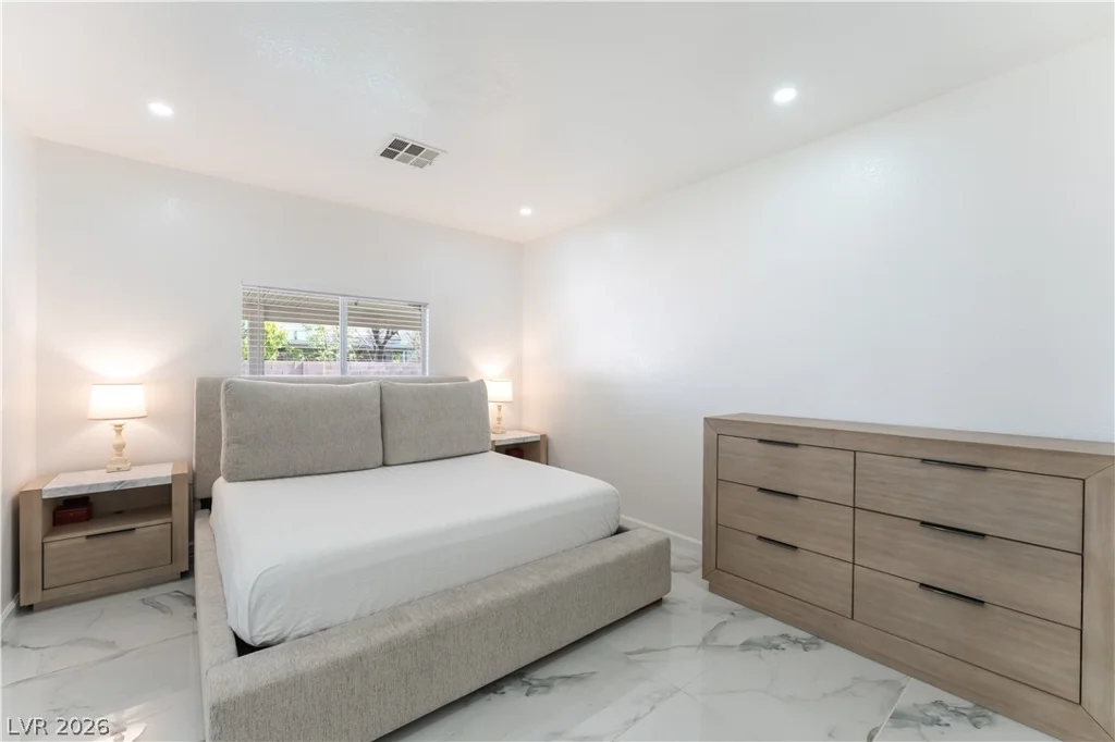 6022 Highland Gardens, North Las Vegas, NV 89031