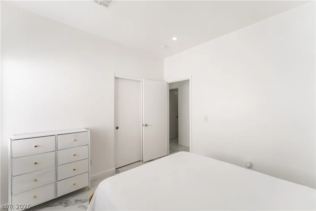 6022 Highland Gardens, North Las Vegas, NV 89031