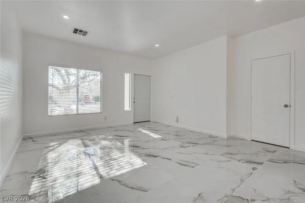 6022 Highland Gardens, North Las Vegas, NV 89031