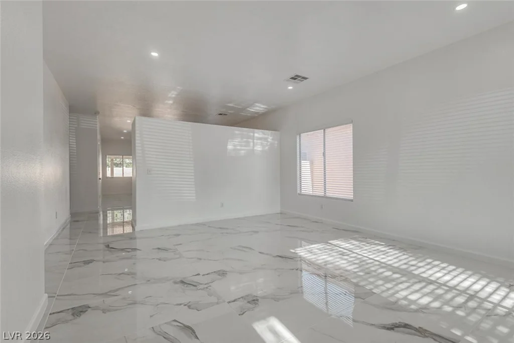 6022 Highland Gardens, North Las Vegas, NV 89031