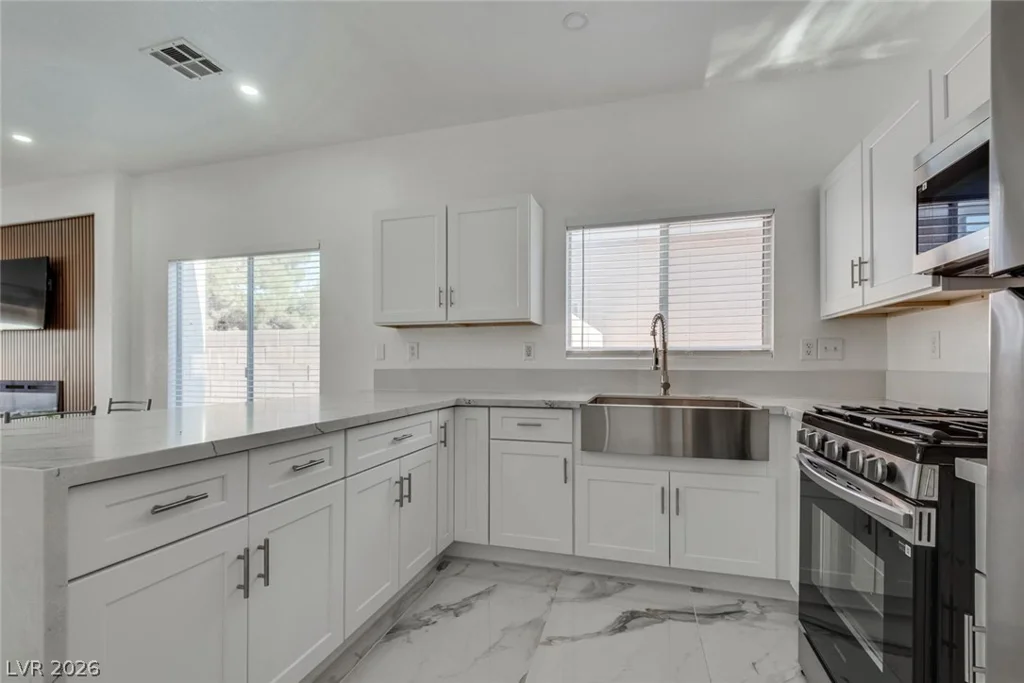 6022 Highland Gardens, North Las Vegas, NV 89031