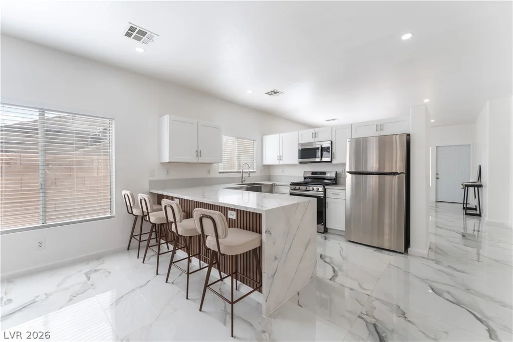 6022 Highland Gardens, North Las Vegas, NV 89031