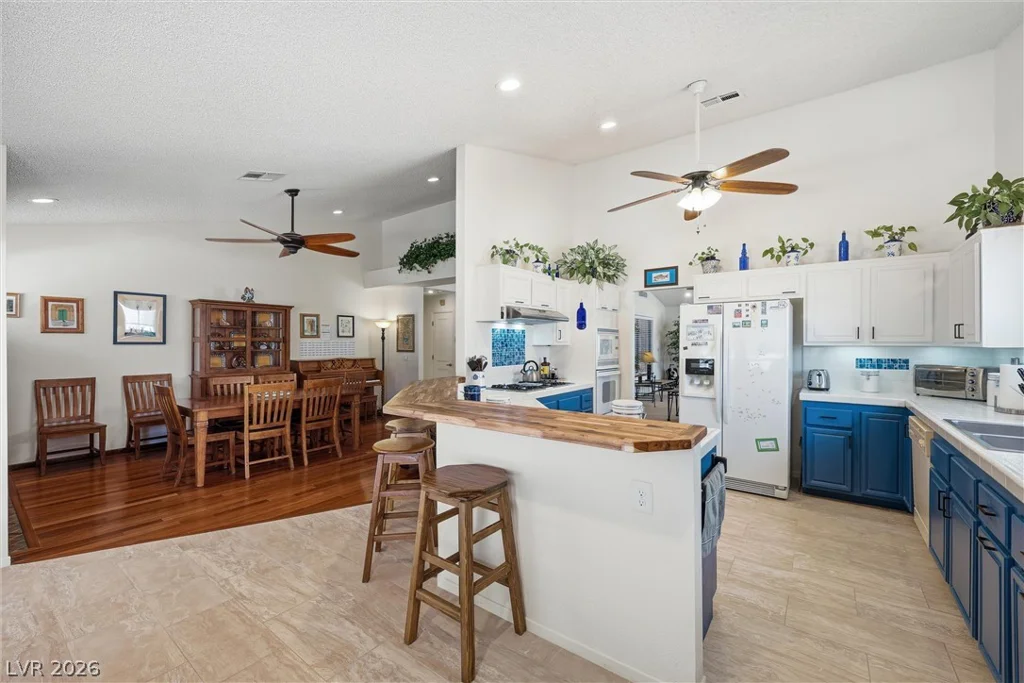 3128 Donnegal Bay, Las Vegas, NV 89117