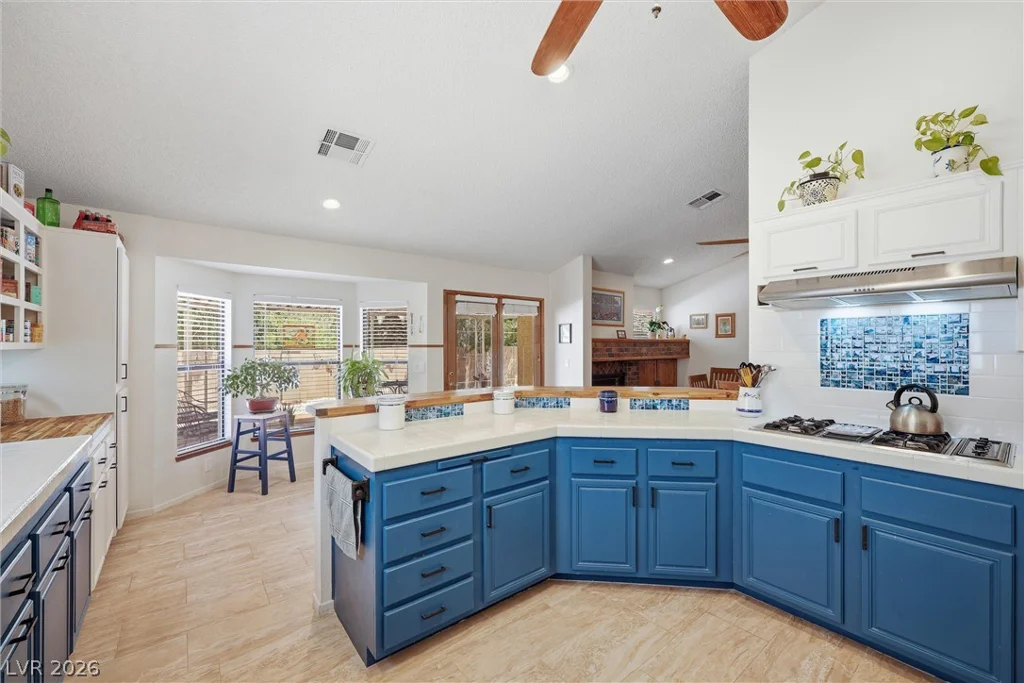 3128 Donnegal Bay, Las Vegas, NV 89117