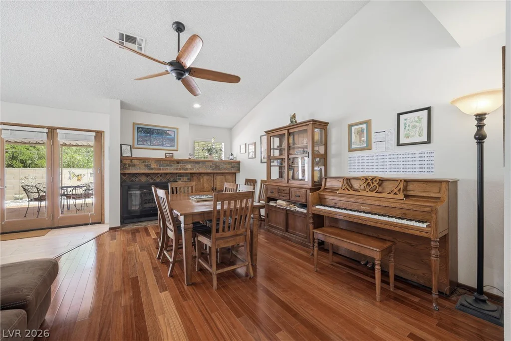 3128 Donnegal Bay, Las Vegas, NV 89117