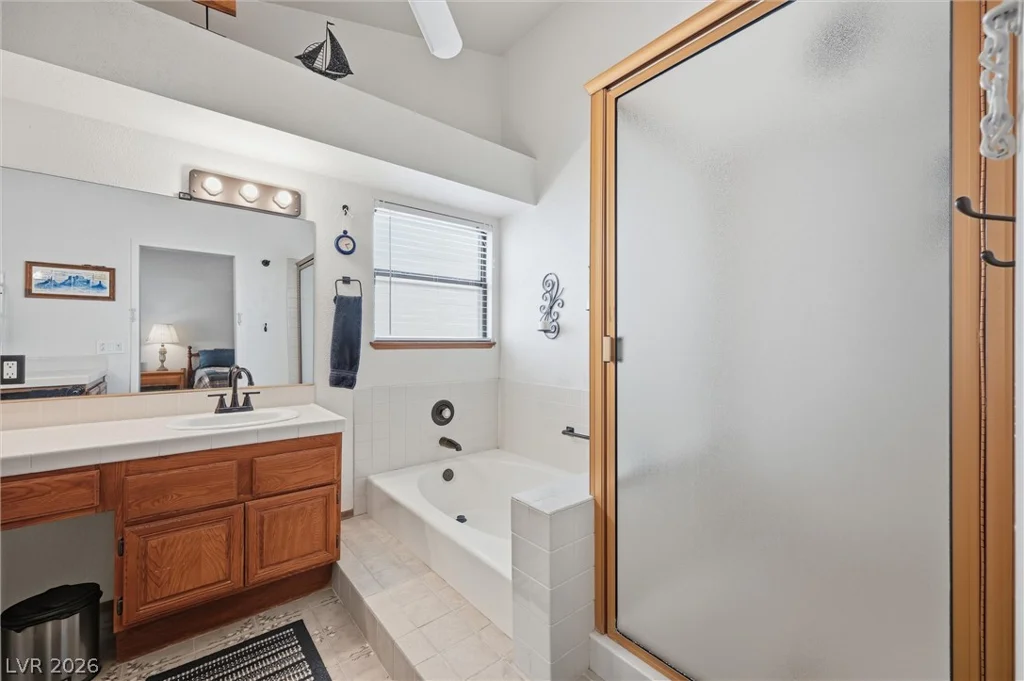 3128 Donnegal Bay, Las Vegas, NV 89117