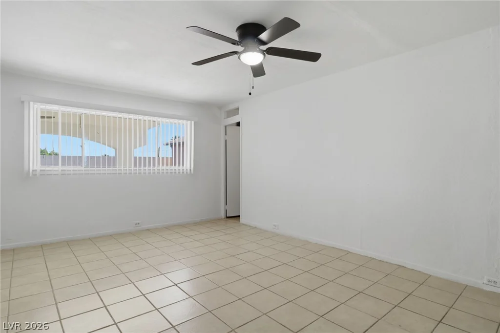 2990 Ferndale, Las Vegas, NV 89121