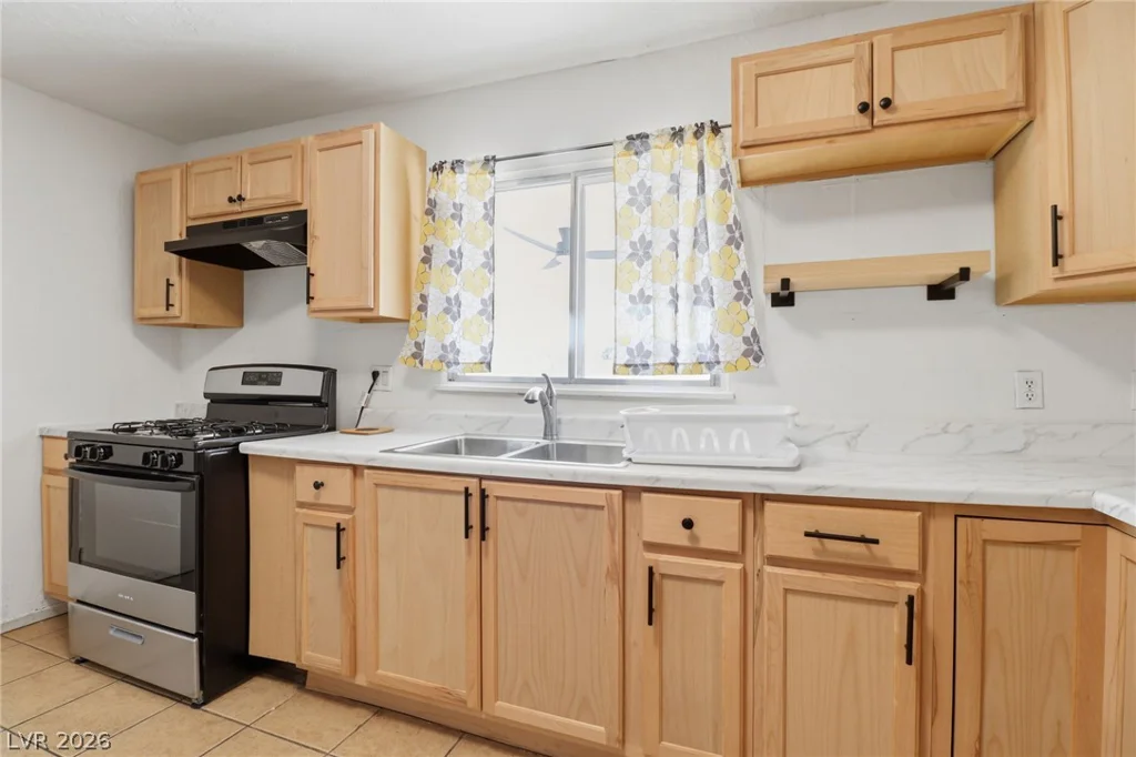 2990 Ferndale, Las Vegas, NV 89121
