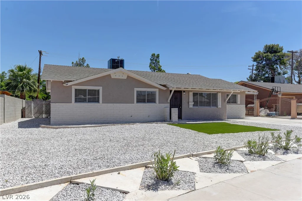 3056 Greenbriar, Las Vegas, NV 89121