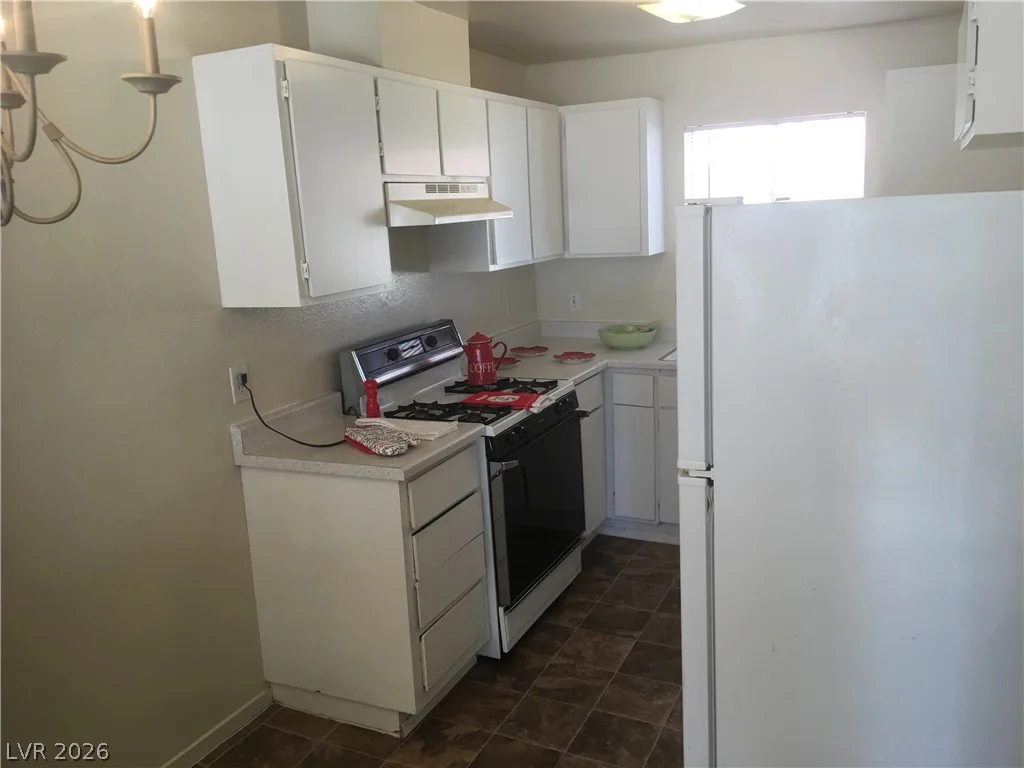 1721 Cordoba, Las Vegas, NV 89108