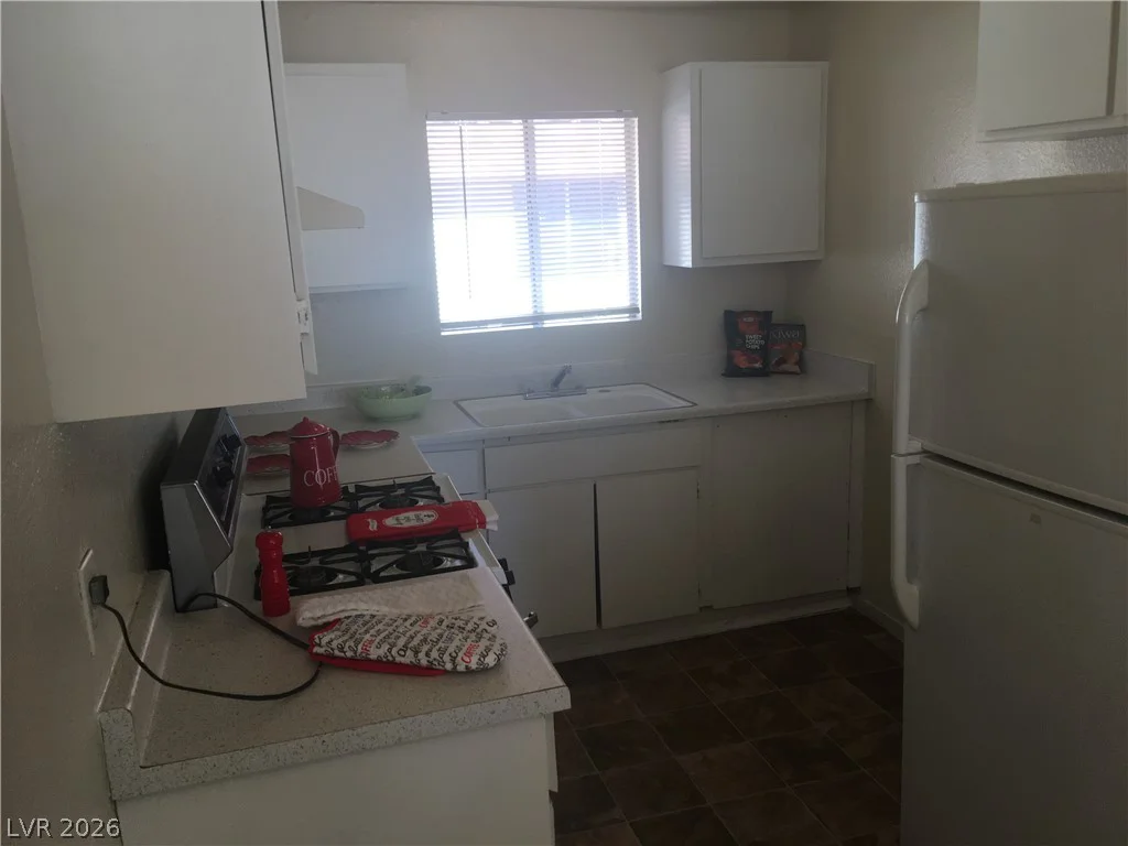1721 Cordoba, Las Vegas, NV 89108
